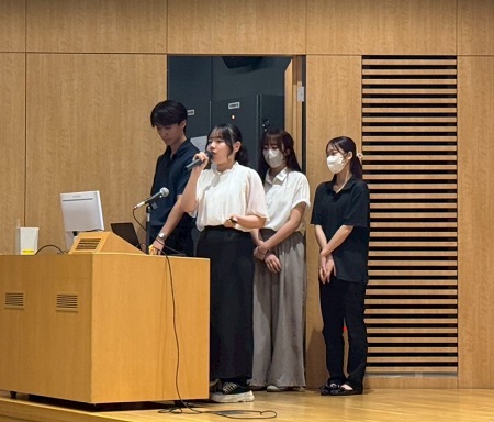 安岡ゼミの「HiGO」（教員賞）の発表